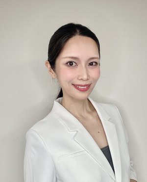 東京田町院長 東山麻伊子 医師