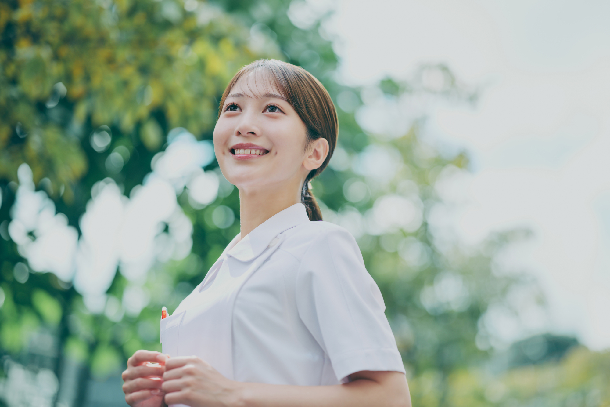 美容看護師（イメージ）｜レナトゥスクリニック東京田町院